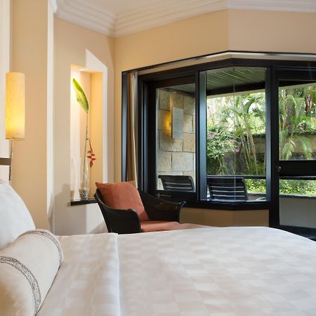 The Royal Beach Seminyak Exterior foto