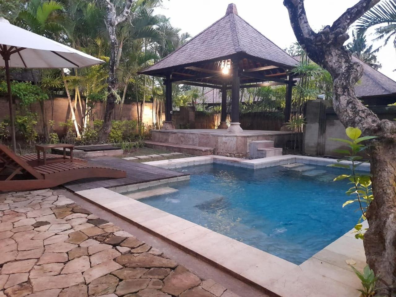 The Royal Beach Seminyak Exterior foto