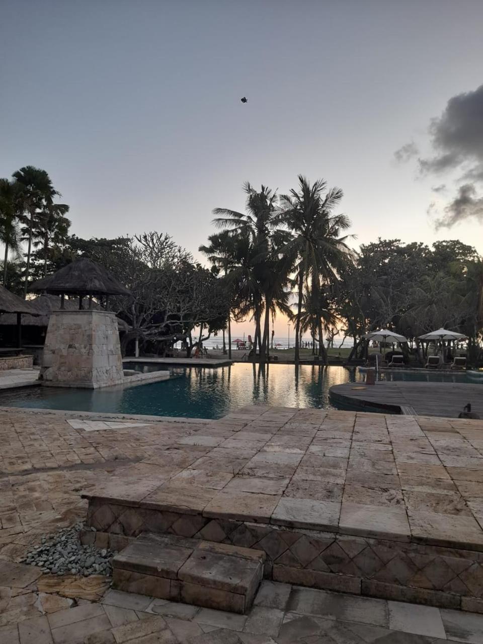 The Royal Beach Seminyak Exterior foto
