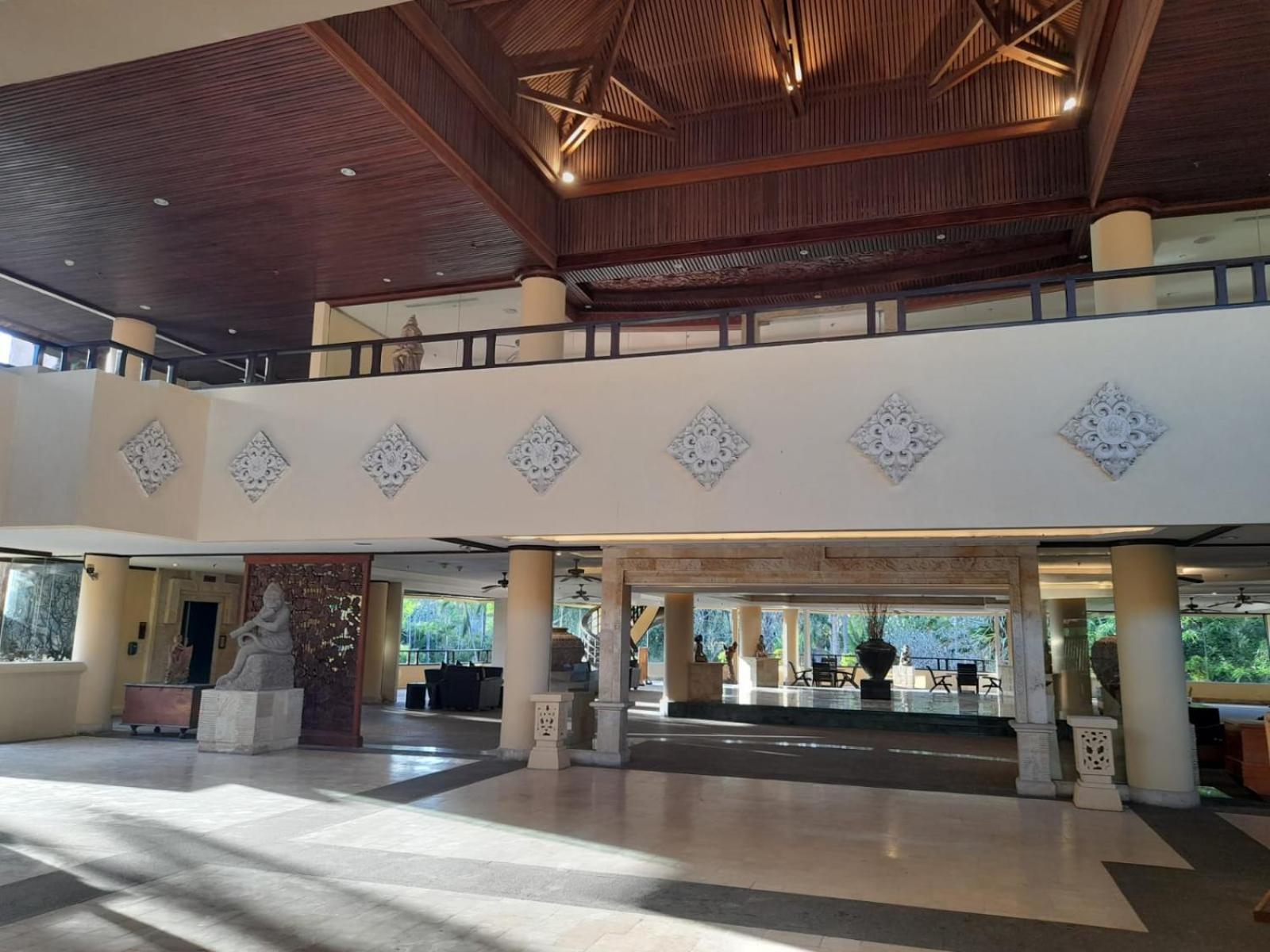 The Royal Beach Seminyak Exterior foto