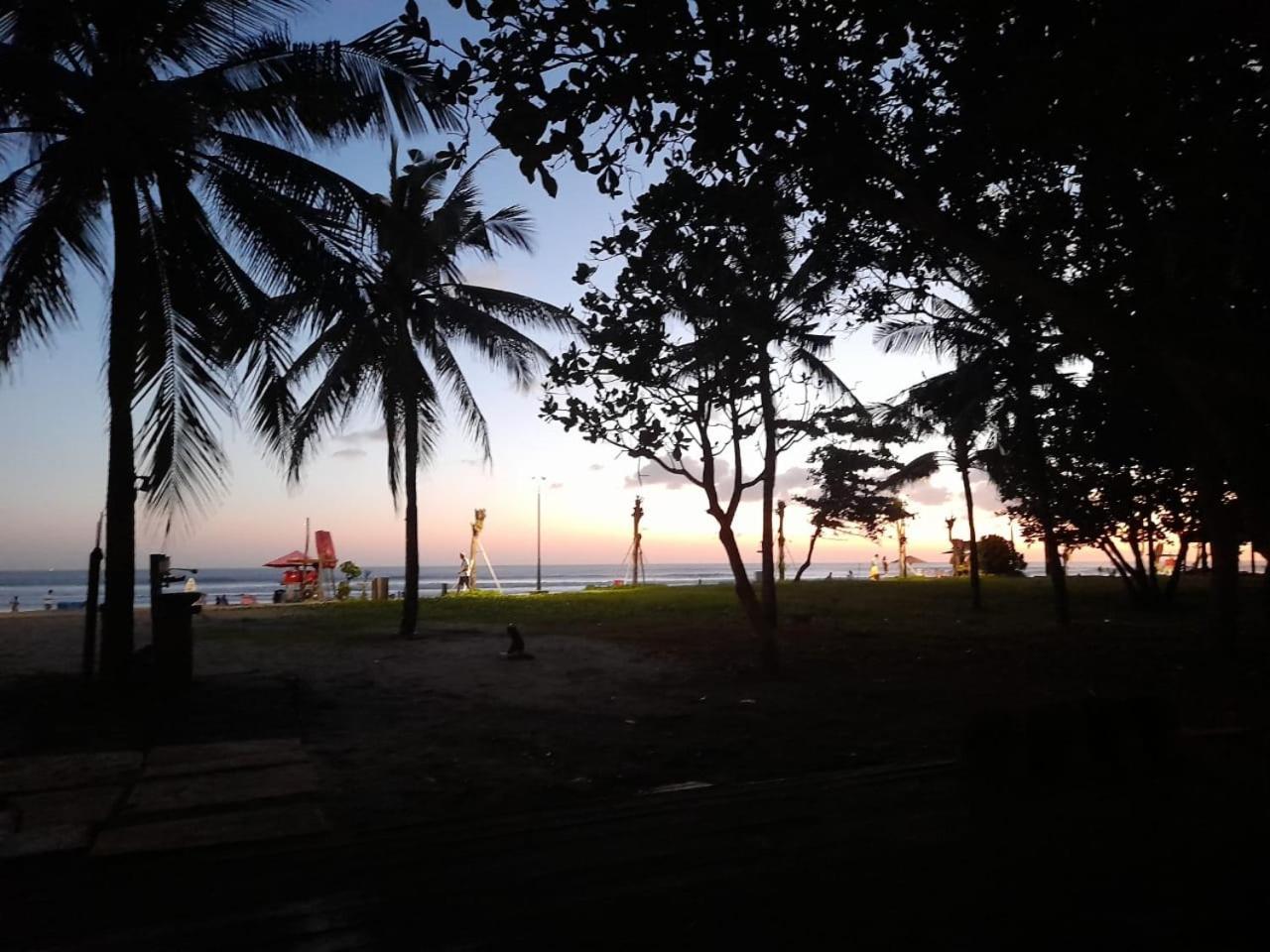 The Royal Beach Seminyak Exterior foto