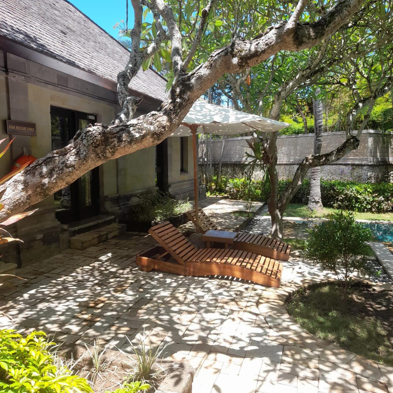 The Royal Beach Seminyak Exterior foto