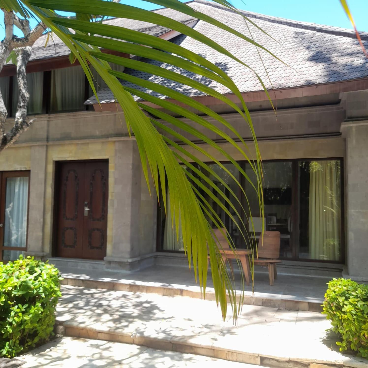 The Royal Beach Seminyak Exterior foto